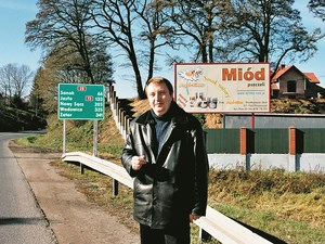 Kto zabija pszczoły?